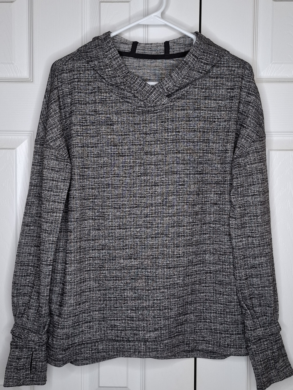 lululemon athletica Heathered Black V-Neck Knit Pullover
